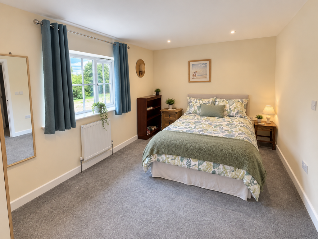 House in Salisbury - View 5