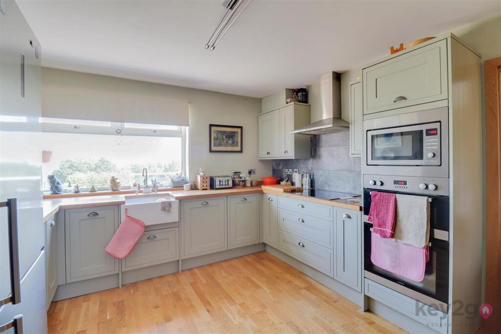 Main image of property: Lightwood Road, Marsh Lane, Sheffield, S21