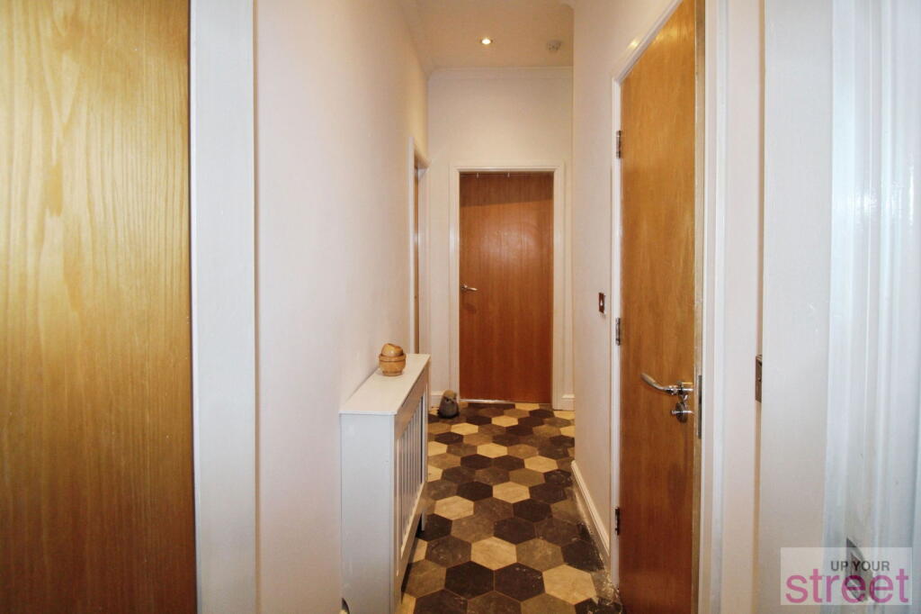 Apartment in Liverpool, West Derby - View 5