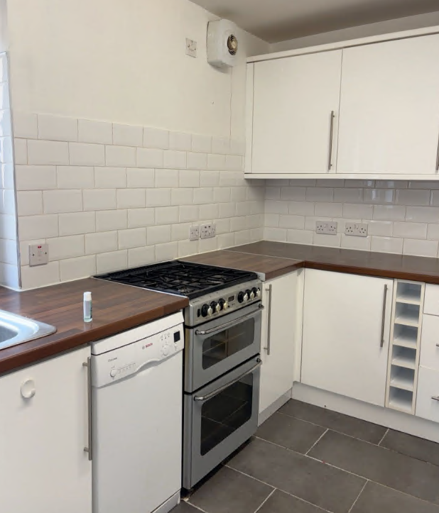 Apartment in Edinburgh - View 4