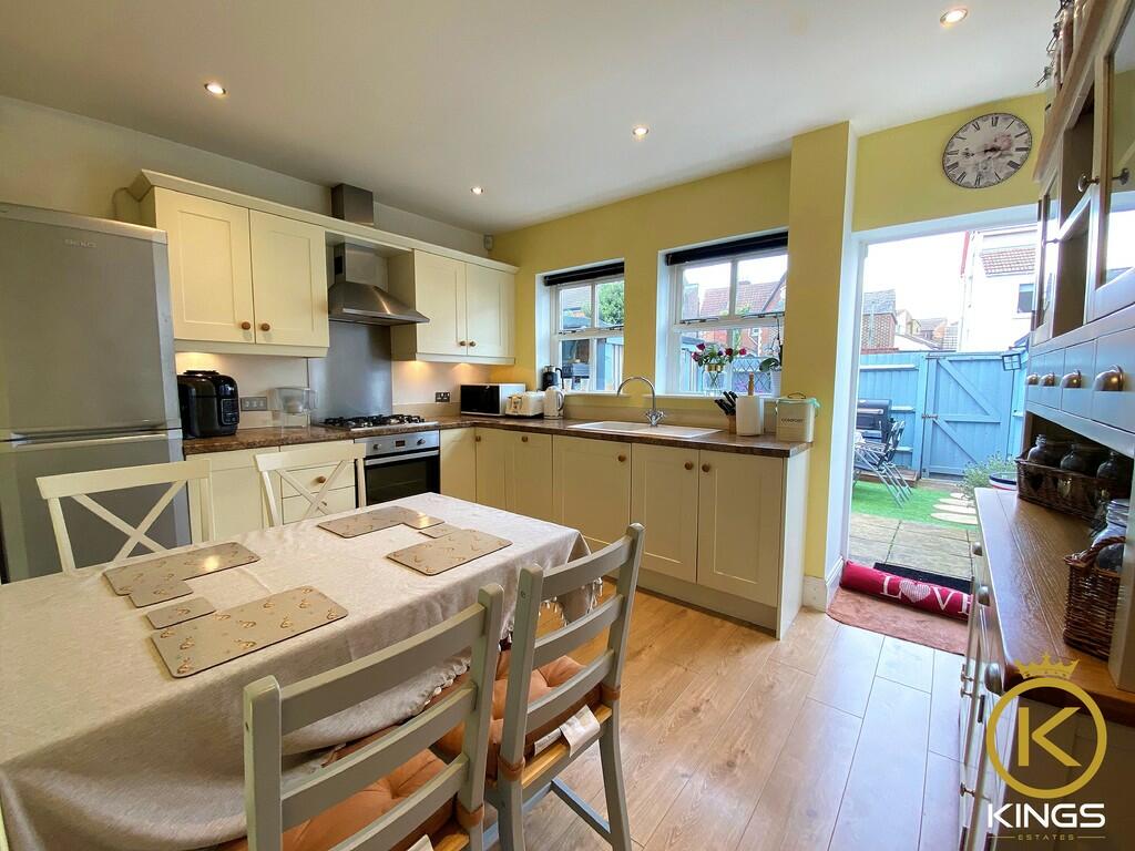 House in Portsmouth - View 5