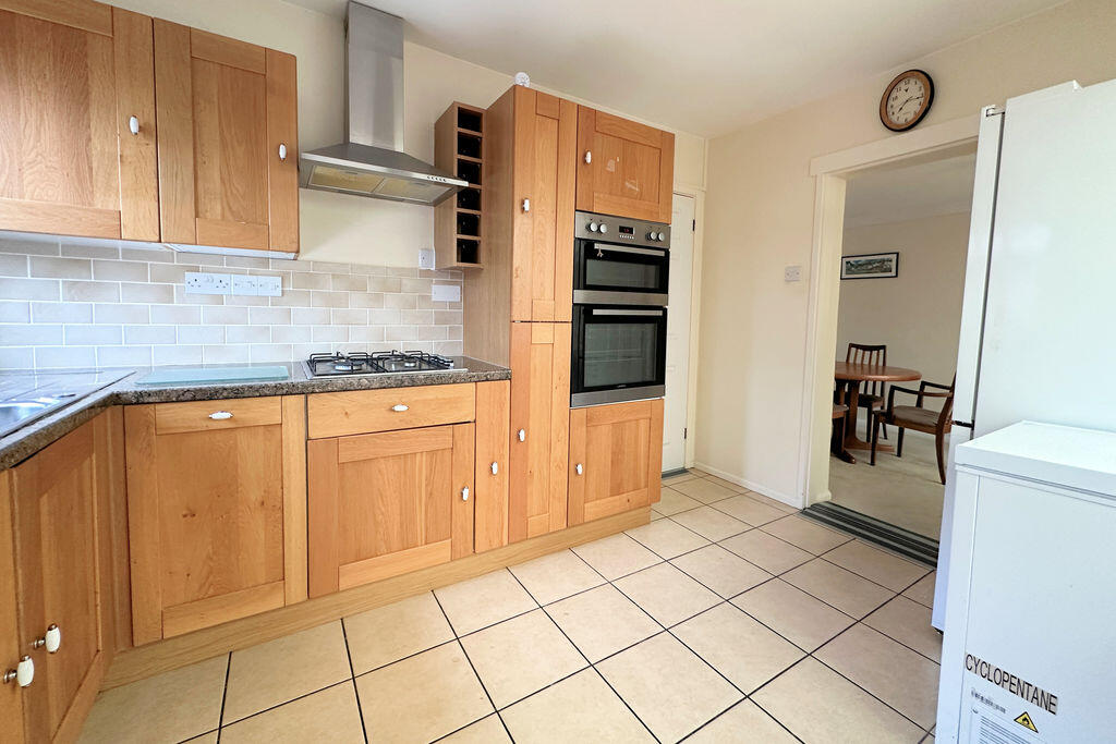 House in Fareham, Portchester - View 5