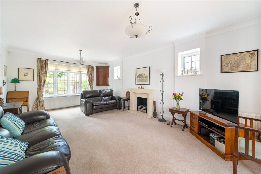 House in Elmbridge, Lower Green Esher, Esher - More