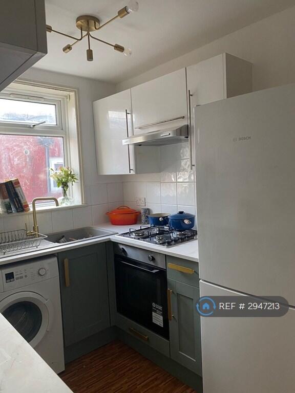 Apartment in London - View 4