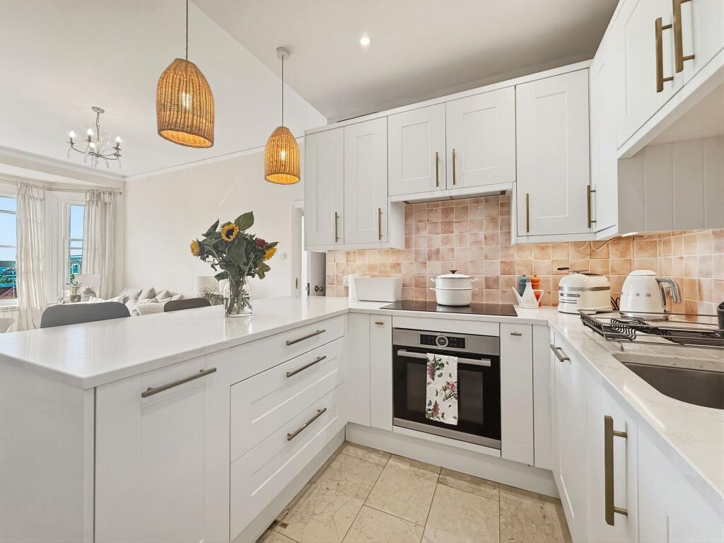 Apartment in Hove, Brunswick - View 5