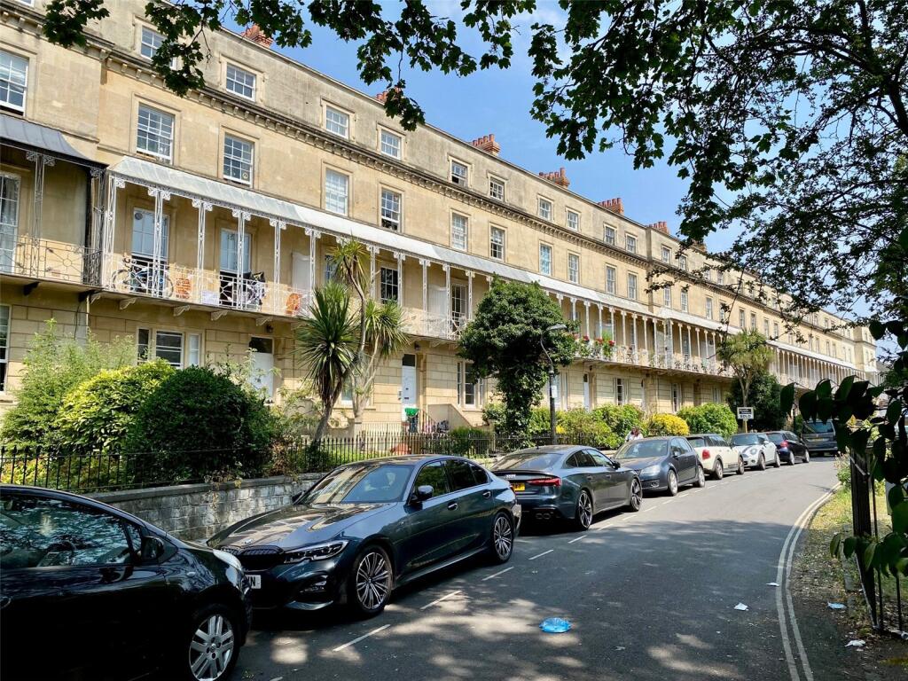 Main image of property: South Parade Mansions, Oakfield Road, Clifton, Bristol, BS8