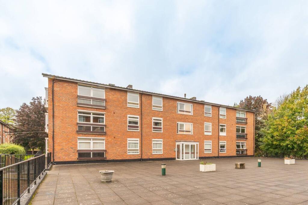 Main image of property: Maresfield, Croydon, CR0