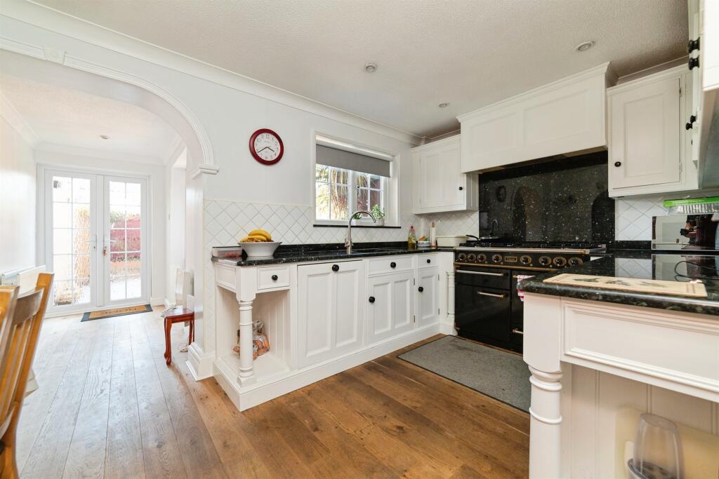 House in Stevenage - View 2