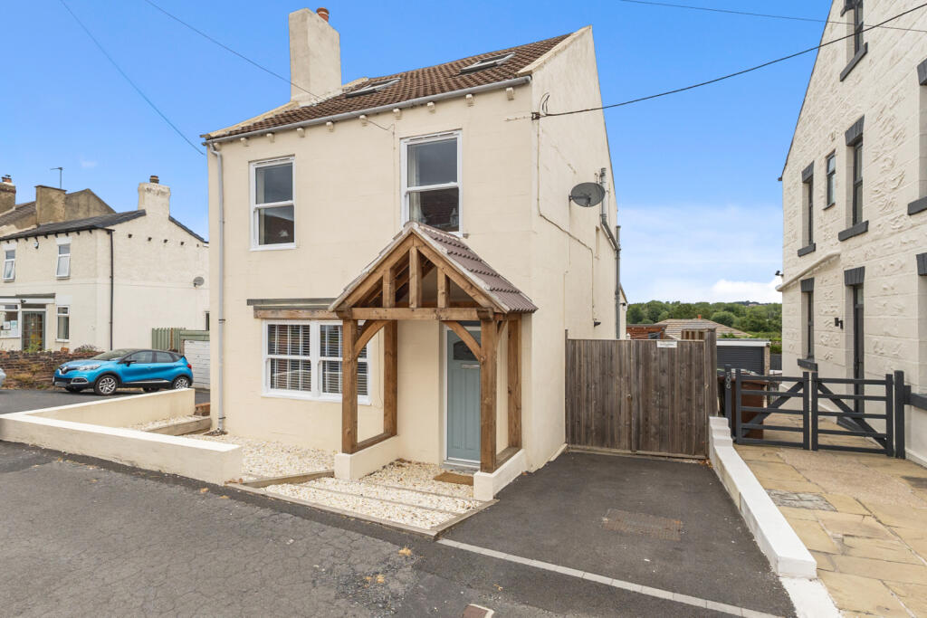 Main image of property: 510 Denby Dale Road West, Wakefield, WF4