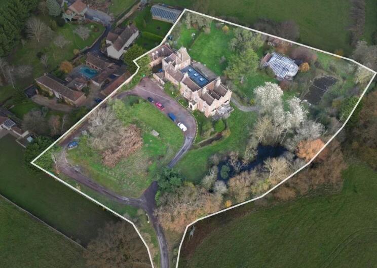 Property photo 8