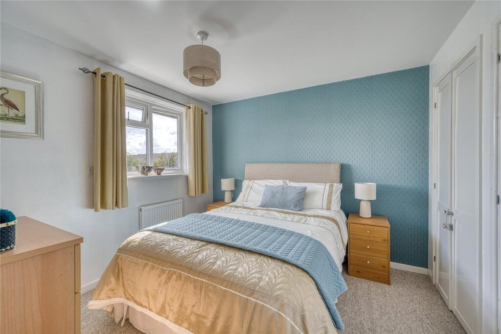 House in Stoke-on-Trent - More