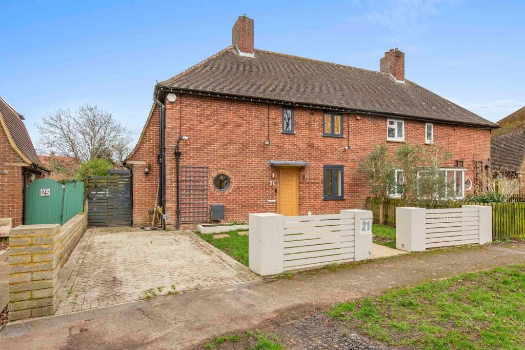 Main image of property: Eskdale Road, Stoke Mandeville, HP22