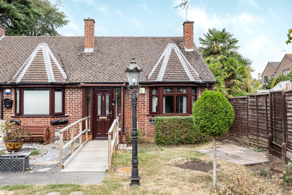 Main image of property: Upper Road, Kennington, Oxford, Oxfordshire, OX1
