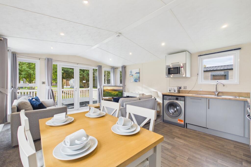 Allerthorpe Golf & Country Park , Allerthorpe, York, YO42 4RL photo 2