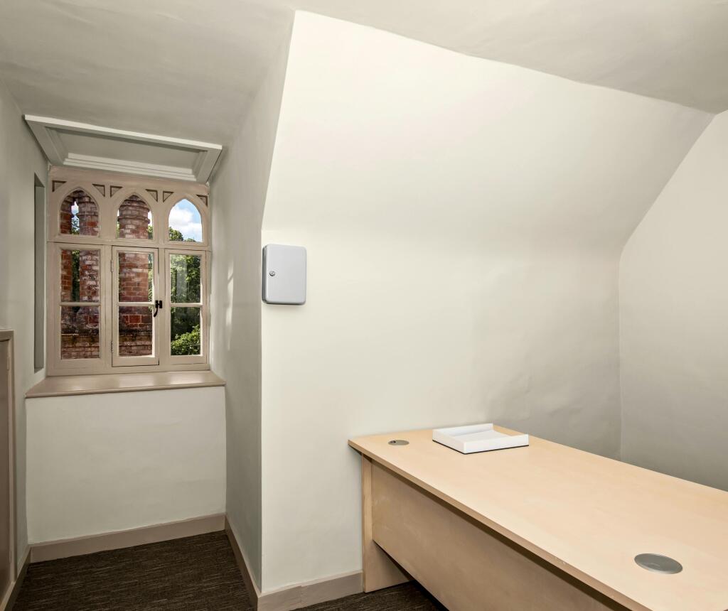 Pelician Suite Room 11