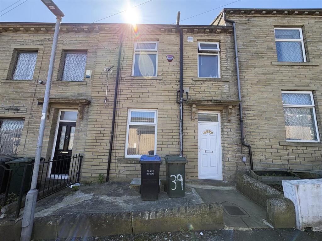 Rose Street,Manningham, Bradford 8