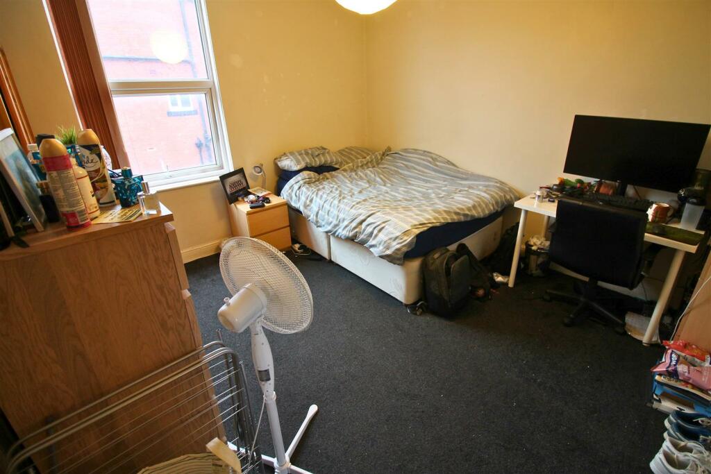 Royal Park Road, Hyde Park, Leeds – pohled 5