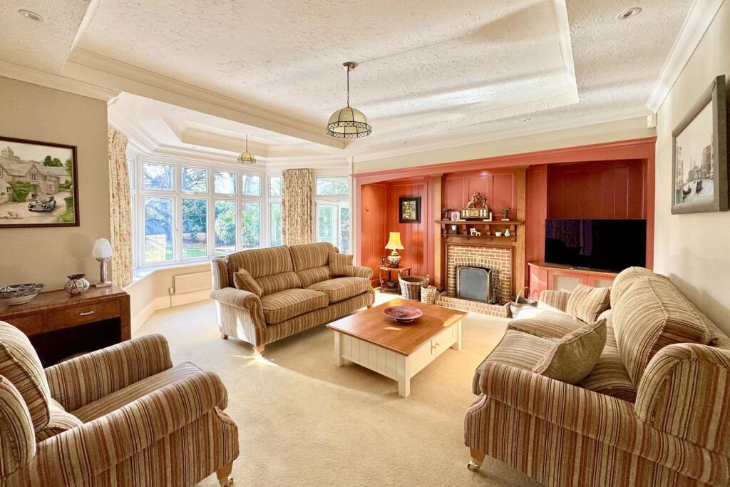 Alyth Road, Talbot Woods, Bournemouth, BH3 photo 2