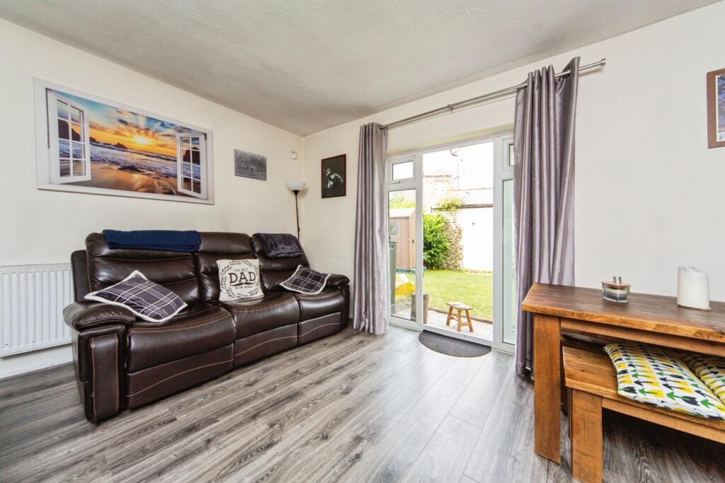 Egerton Park, Birkenhead, CH42 - More