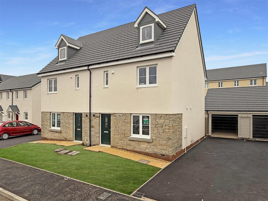 Main image of property: Abbotsham Park, Bideford