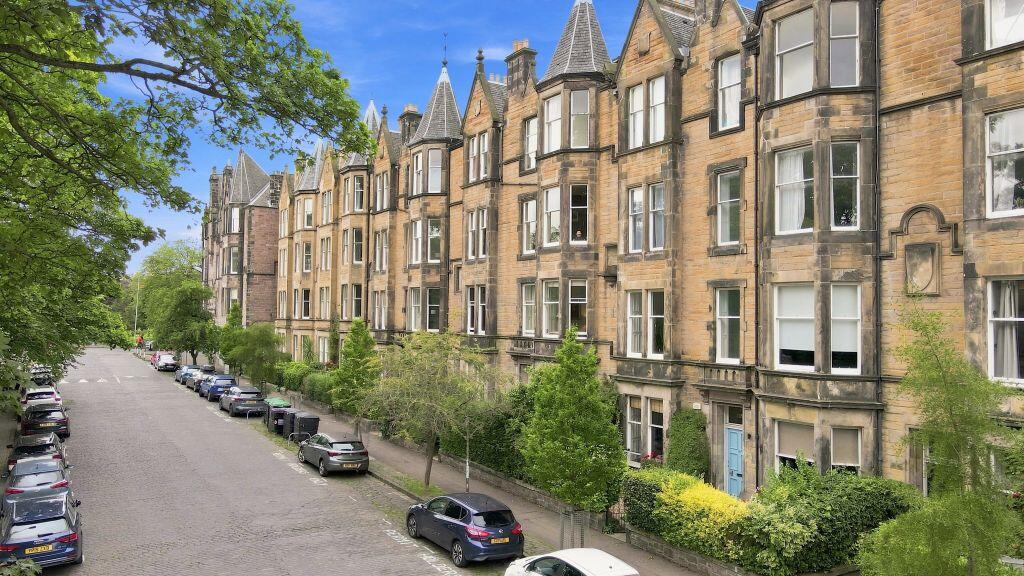 Main image of property: 2f1, 143, Warrender Park Road, Marchmont, Edinburgh, EH9 1DT