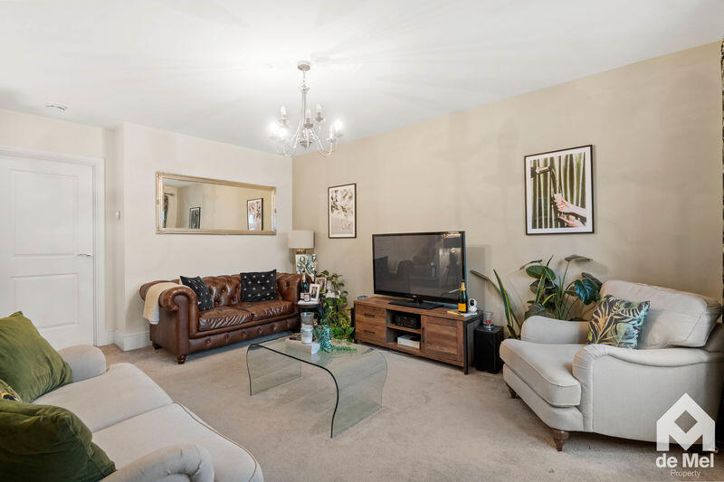 Meadowsweet Road, Leckhampton, Cheltenham, Gloucestershire, GL53 photo 4