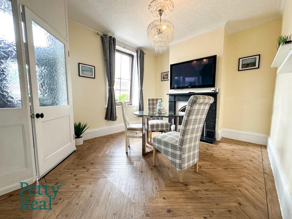 Hambledon Terrace, Higham photo 4