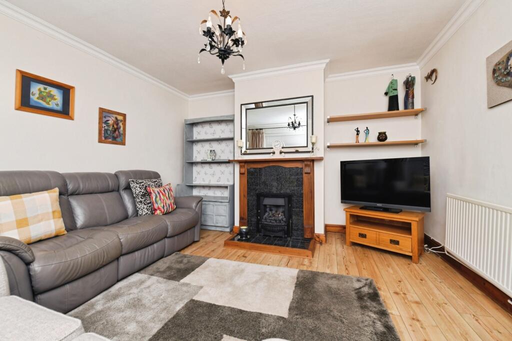 Blyth Avenue, Shoeburyness, Southend-on-Sea, Essex, SS3 photo 2