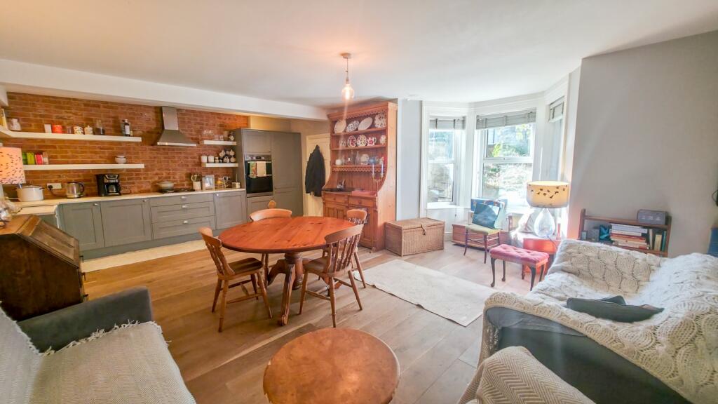 Apartment in London, Glyndon, Shooters Hill - View 3