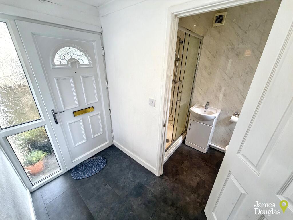 House in Pontypridd, Rhondda Cynon Taf - View 3