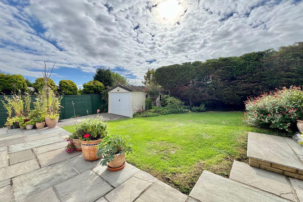 House in Weston-super-Mare, Preanes Green - View 3
