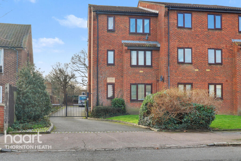 Main image of property: Birchanger Road, London