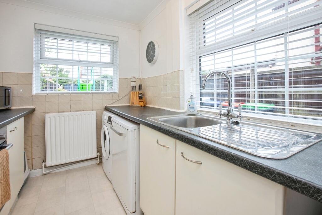 House in Ashfield, Kirkby-in-Ashfield, Sutton-in-Ashfield - View 5