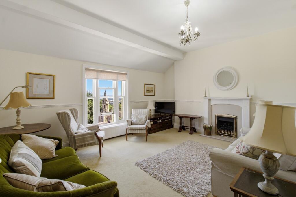 Apartment in Malvern Hills, Malvern - View 2