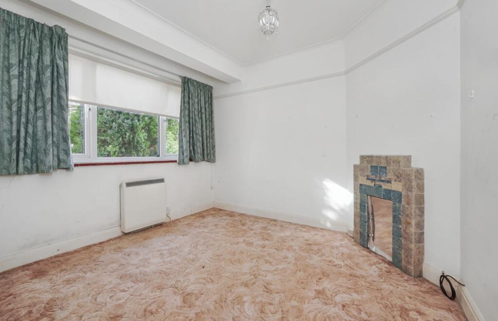 15 Downs Road, Canterbury, Kent, CT2 7AY photo 4