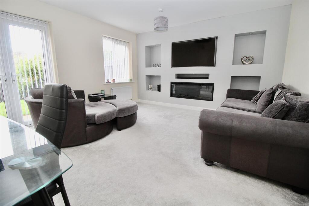 House in Solihull, Kingshurst - View 2
