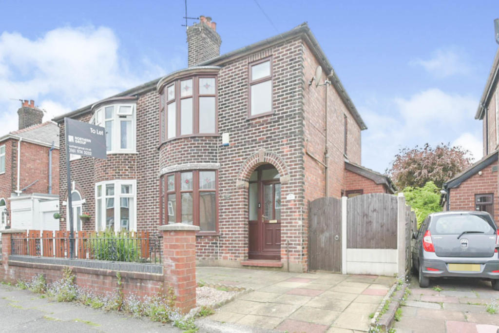Main image of property: Northway, Droylsden, M43