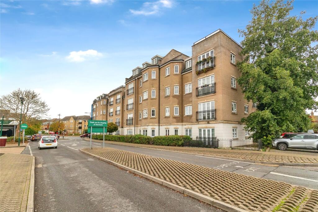 Main image of property: Lake Street, Leighton Buzzard, Bedfordshire, LU7