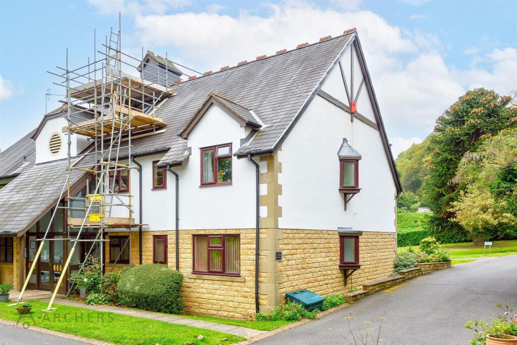 2-bed flat on Kersal Lawns, Manchester Road, Broomhill, £160,000