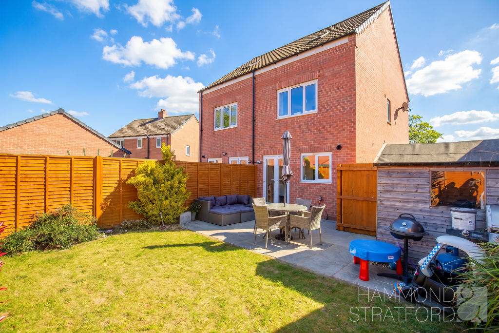3-bed semi-detached on Harness Maker Way, Hethersett, £280,000