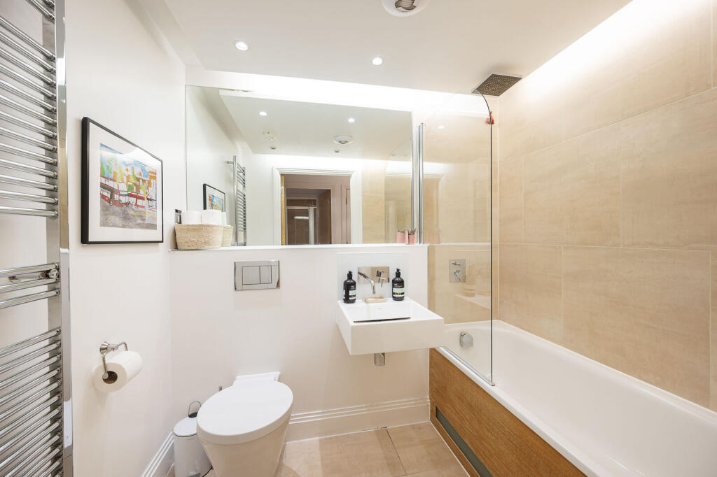 Apartment in London - View 4