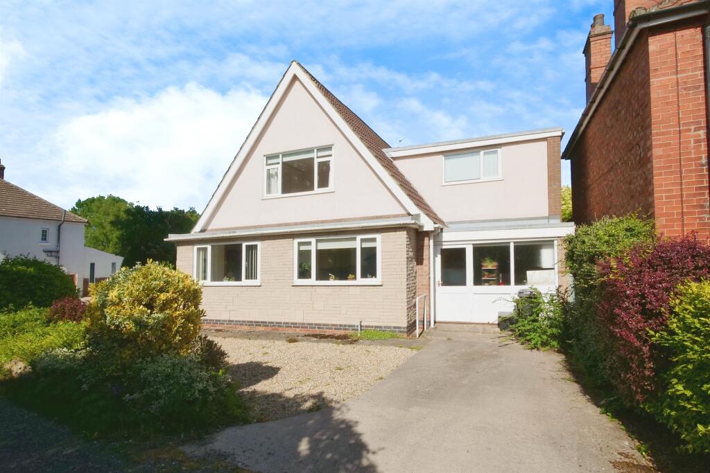 4-bed detached on Southlands, Haxby, York, £500,000