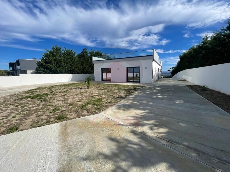 Main image of property: Leiria, Caldas da Rainha