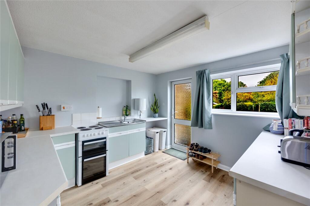 Box End Road, Kempston Rural, Bedford, Bedfordshire, MK43 photo 3