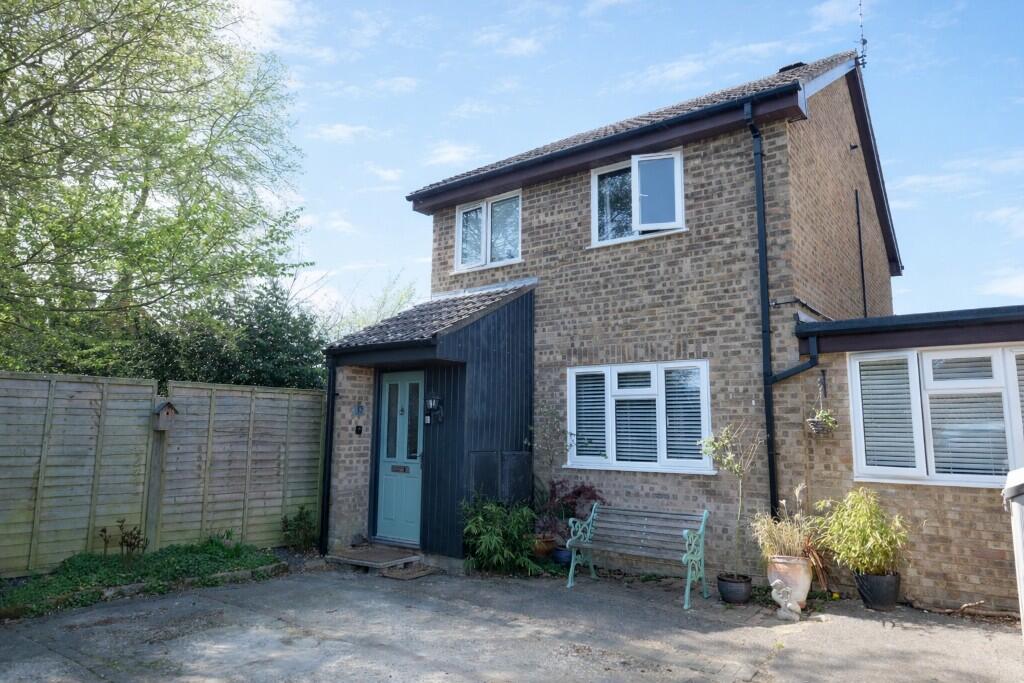 Main image of property: St. Johns Drive, Marchwood, Southampton, Hampshire, SO40 4XF