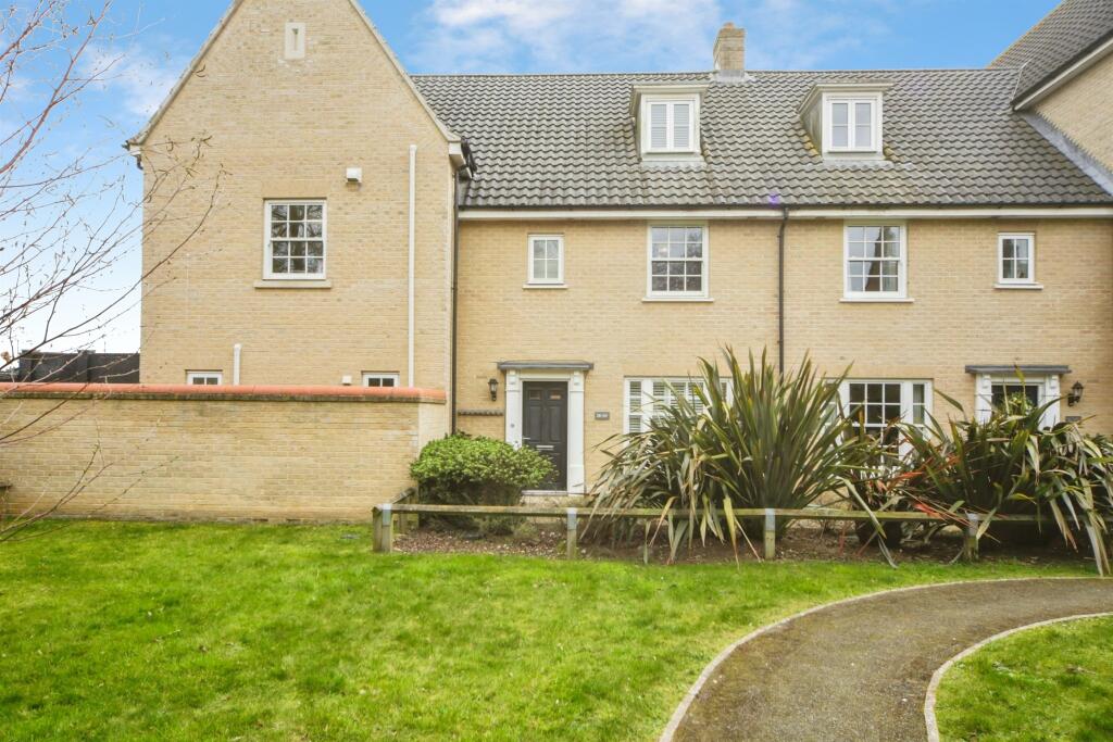 Main image of property: Walne Close, Framlingham, Woodbridge