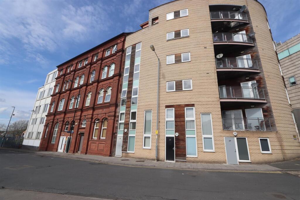 Main image of property: 12-18 Marsh Street, Walsall