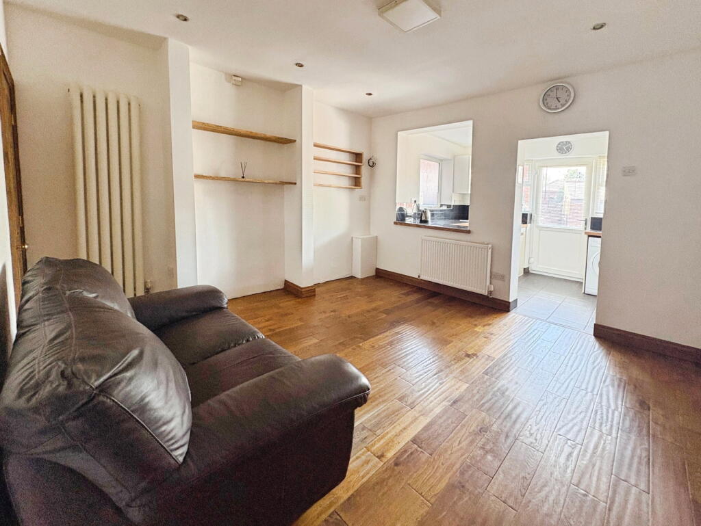 House in Mansfield, Ladybrook - View 4