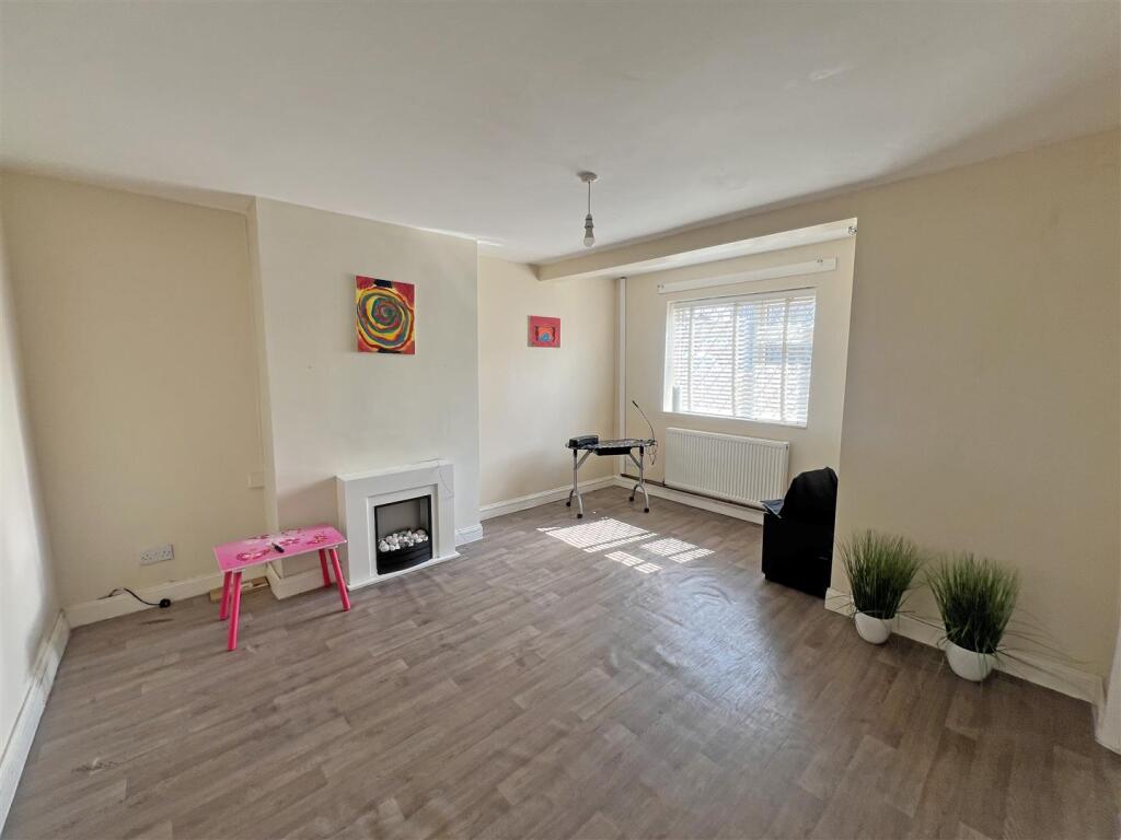 House in Telford - View 2