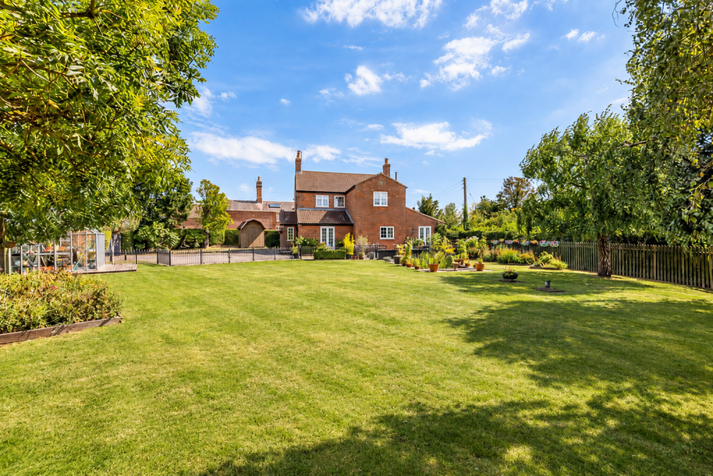 House in Peterborough - View 4
